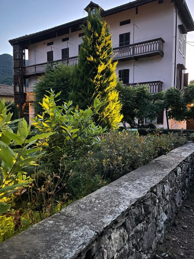 Dimora Fiorita Senior My Holiday Home Varallo Zewnętrze zdjęcie